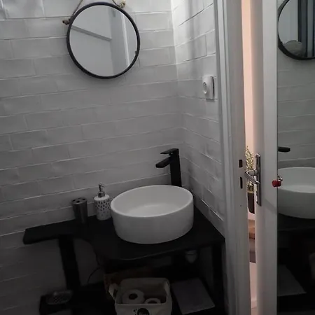 Maison Type Loft Avec Parking Hyper Centre * La Rochelle (Charente-Maritime)