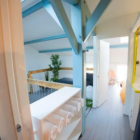 Maison Type Loft Avec Parking Hyper Centre Hébergement de vacances La Rochelle (Charente-Maritime)